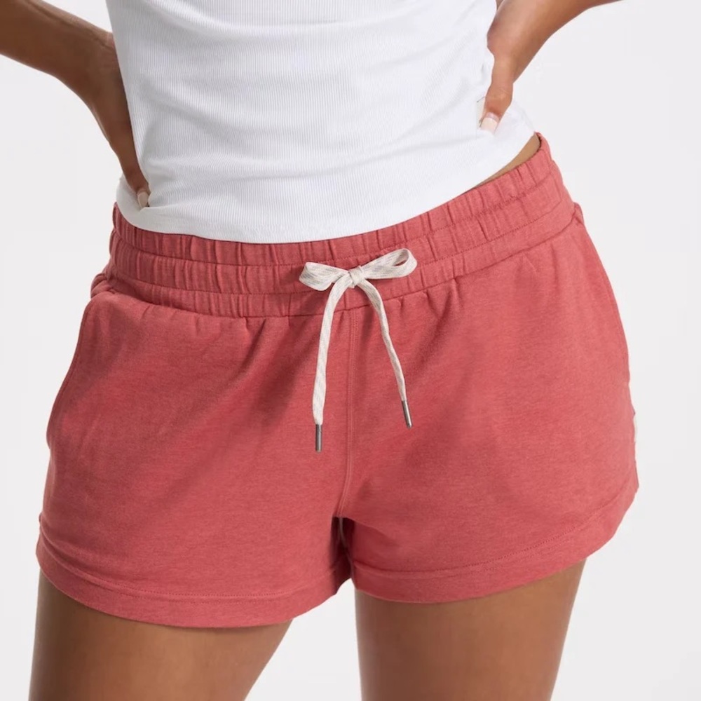 Vuori Halo Performance shorts- Lychee